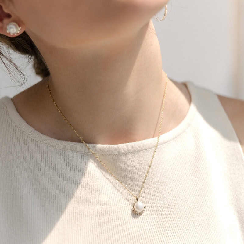 Waiting Season Necklace