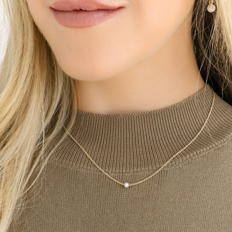 Dainty Floating Pearl Necklace
